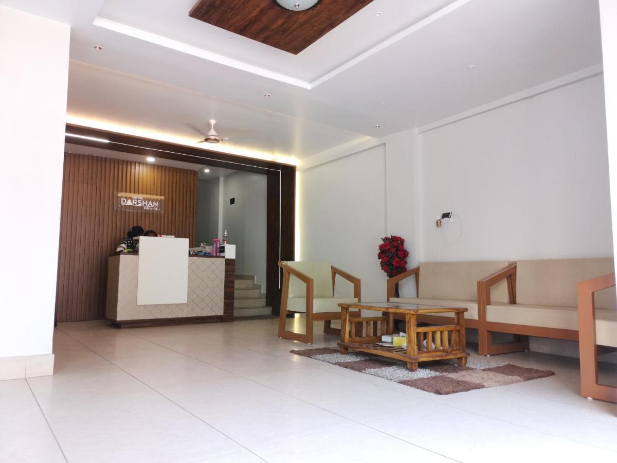 Darshan Executive Kolhapur Bagian luar foto